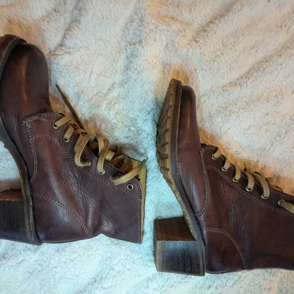 Frye vintage Sabrina style boots 7.5 - Picture 9 of 11